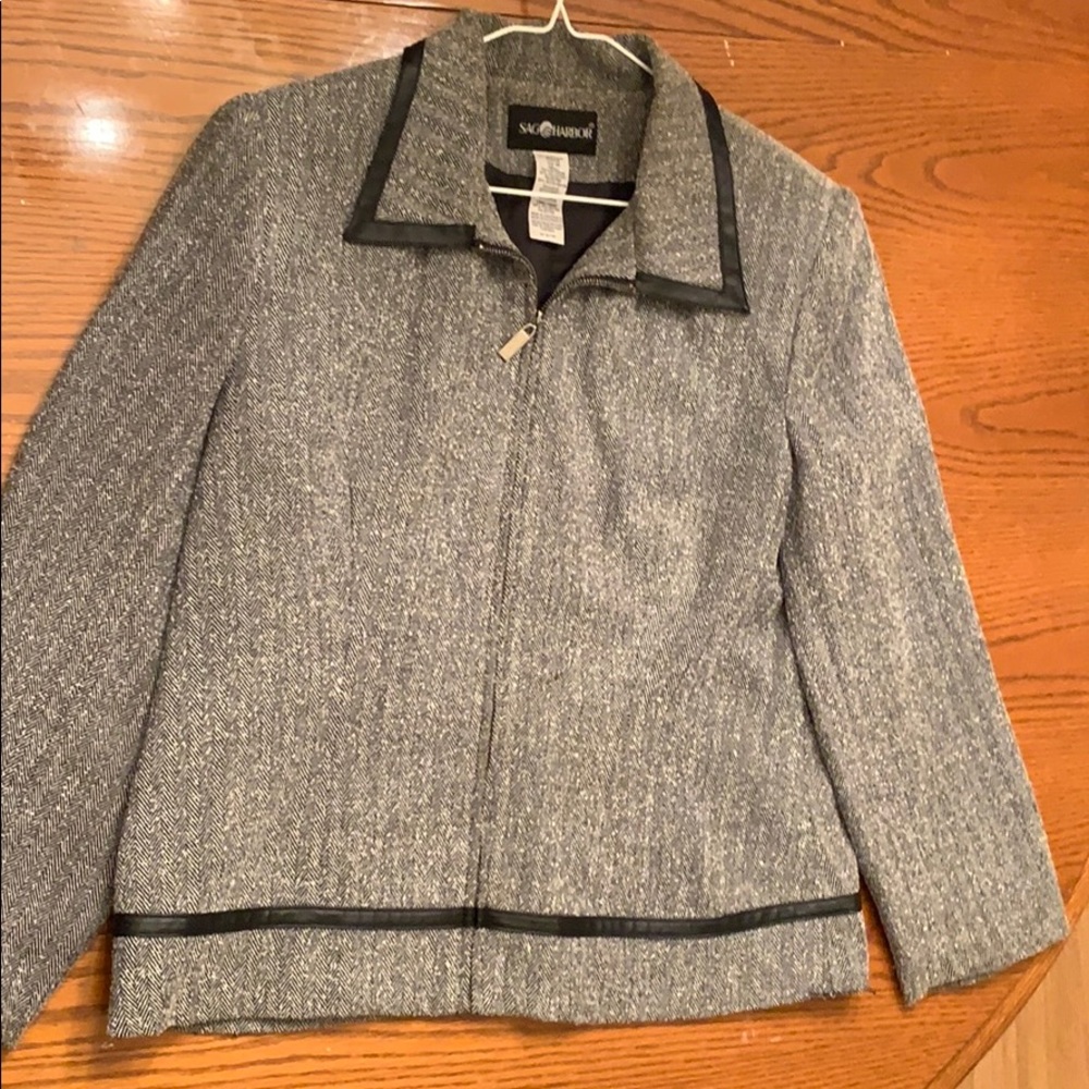 Sag harbor size 12 jacket black and grey